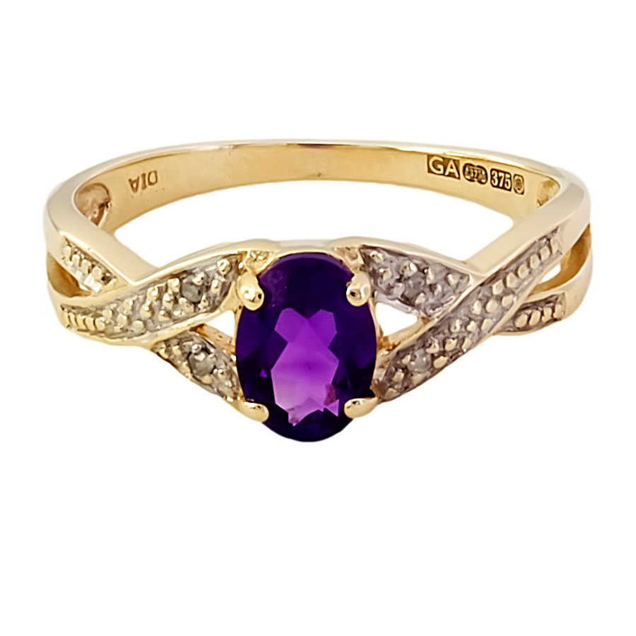 9ct gold Amethyst / Diamond Ring size Q